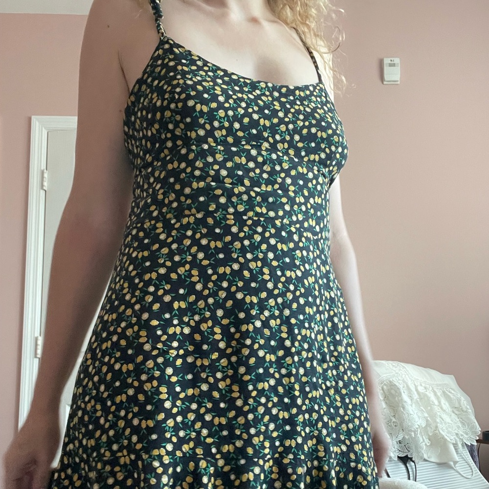 Summer dress with lemons